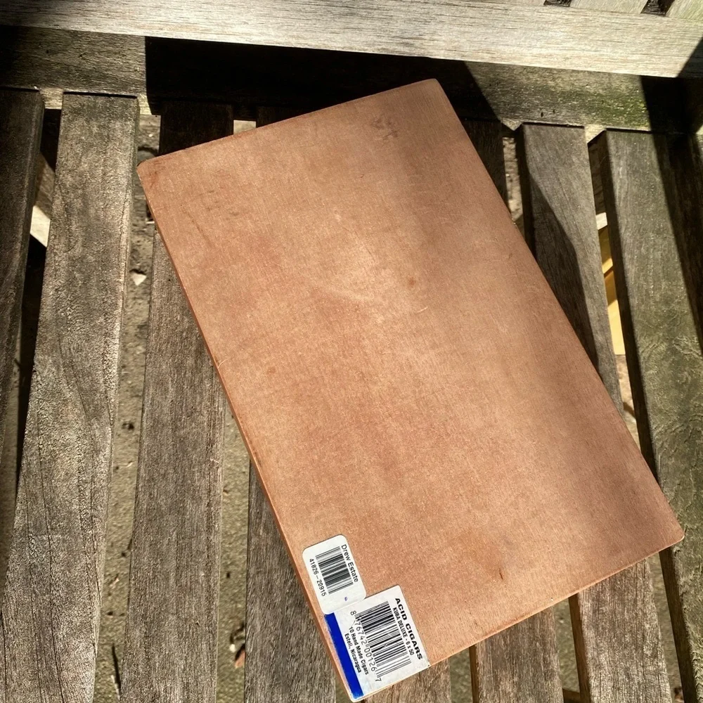 𝅺EMPTY vintage cigar box for decoration or craft project